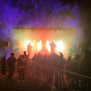 Esiintymislavat ja tarvikkeet
